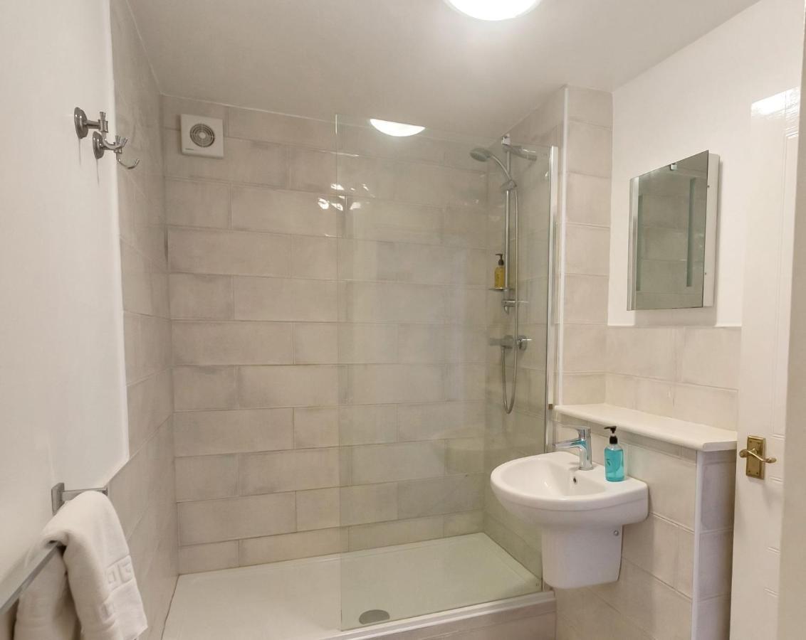 Montpellier Villa Cheltenham Luaran gambar